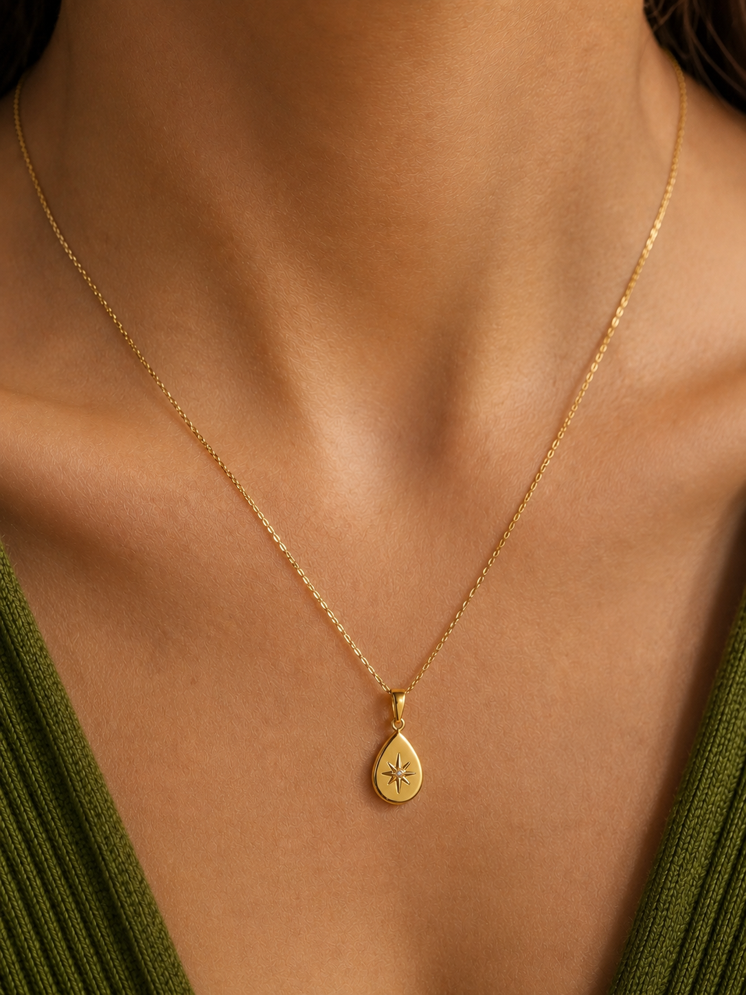 18K Teardrop Star Pendant Necklace