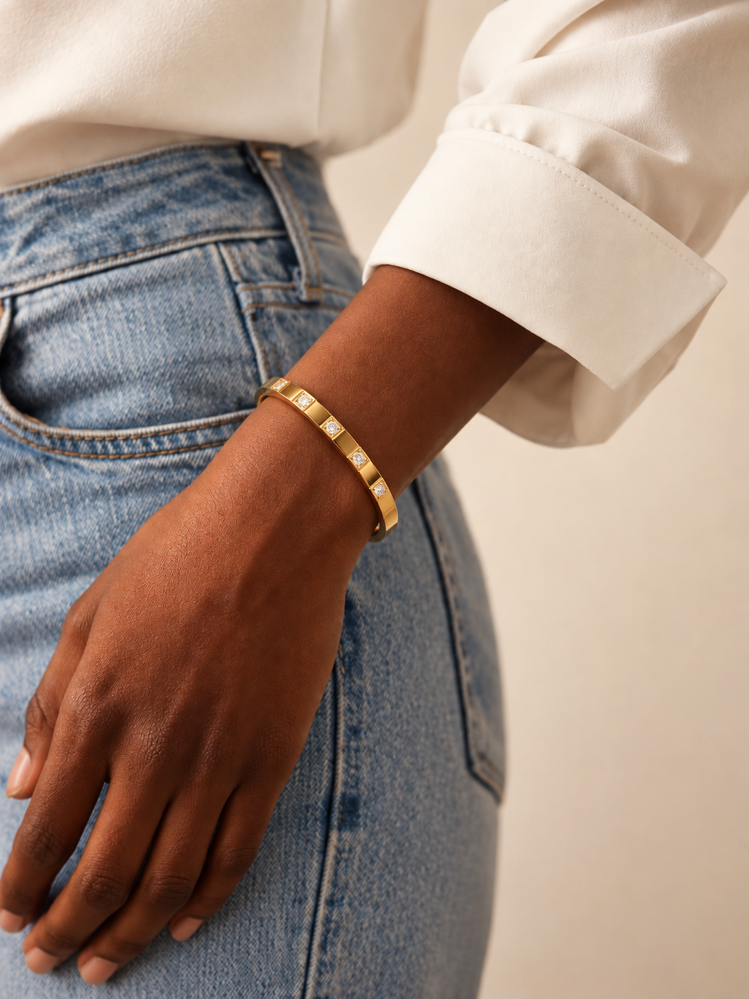 Seven Stone Gold Hinged Bangle Bracelet – Minimalist Crystal Bracelet